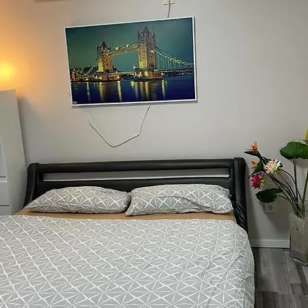 Ferienwohnung Grafschaft Mit Balkon Apartment Trier