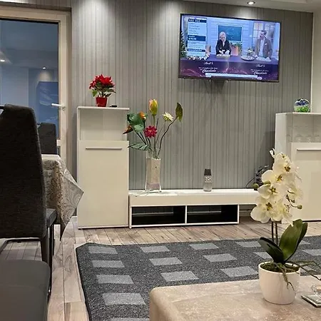 Ferienwohnung Grafschaft Mit Balkon Apartment *