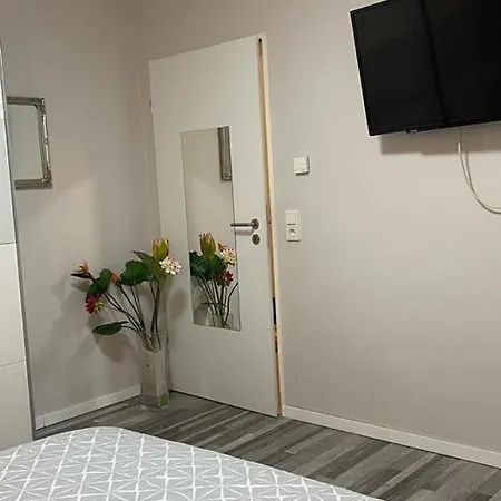 Ferienwohnung Grafschaft Mit Balkon